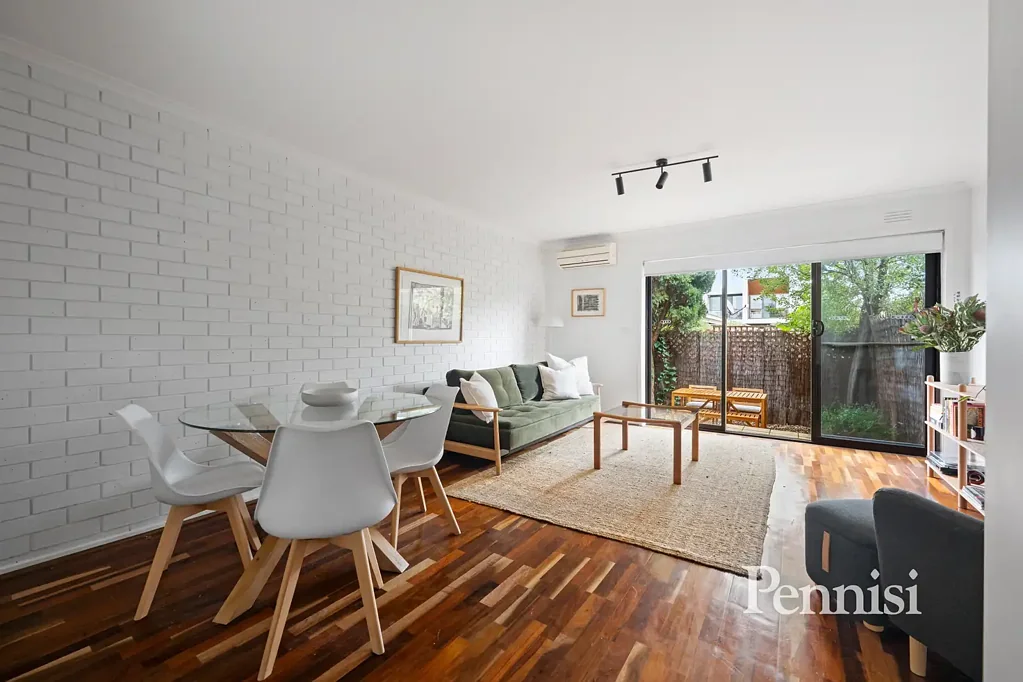 Moonee Ponds 2침실 Private Sale - Proudly Offered by Pennisi
