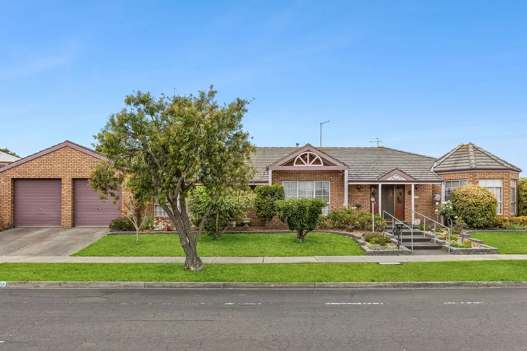 2 Viewbay Drive, Leopold, VIC 3224