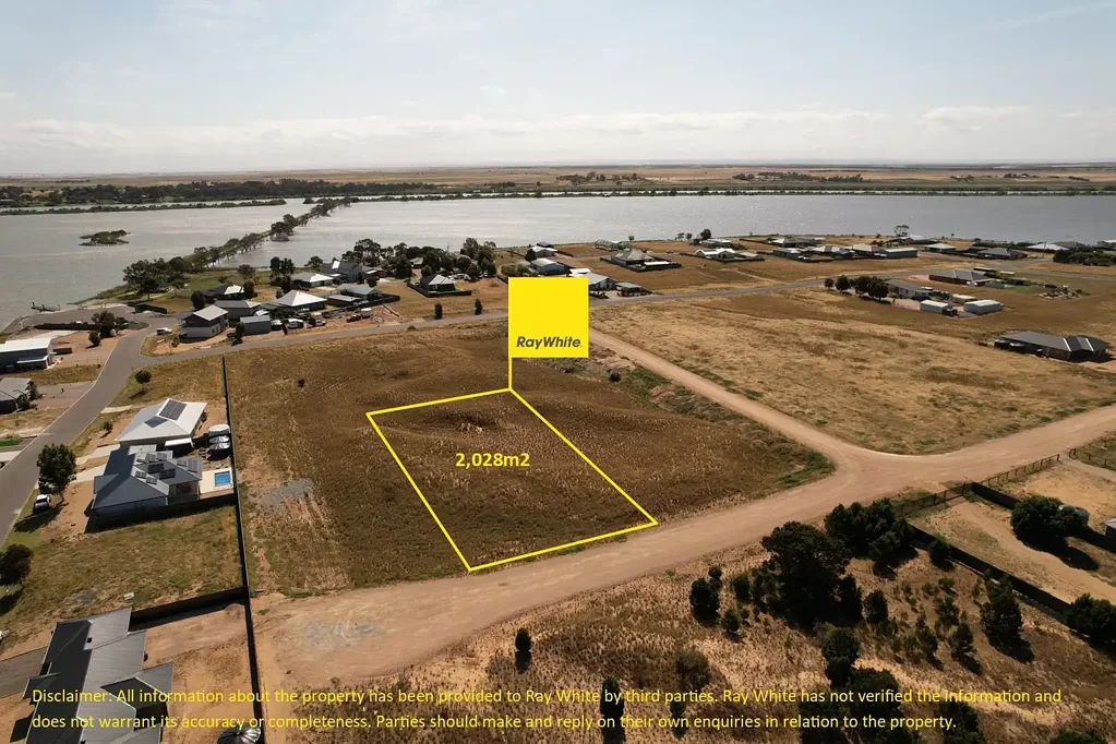 Wellington East Prime Land Opportunity - Create Your Sustainable Dream