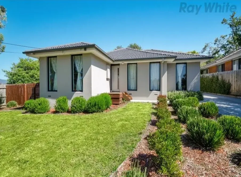 Modern Comfort in Tranquil Setting