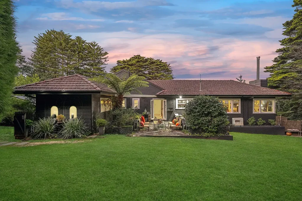 Leura 3房  Open Home Saturday 1.00 - 1.30