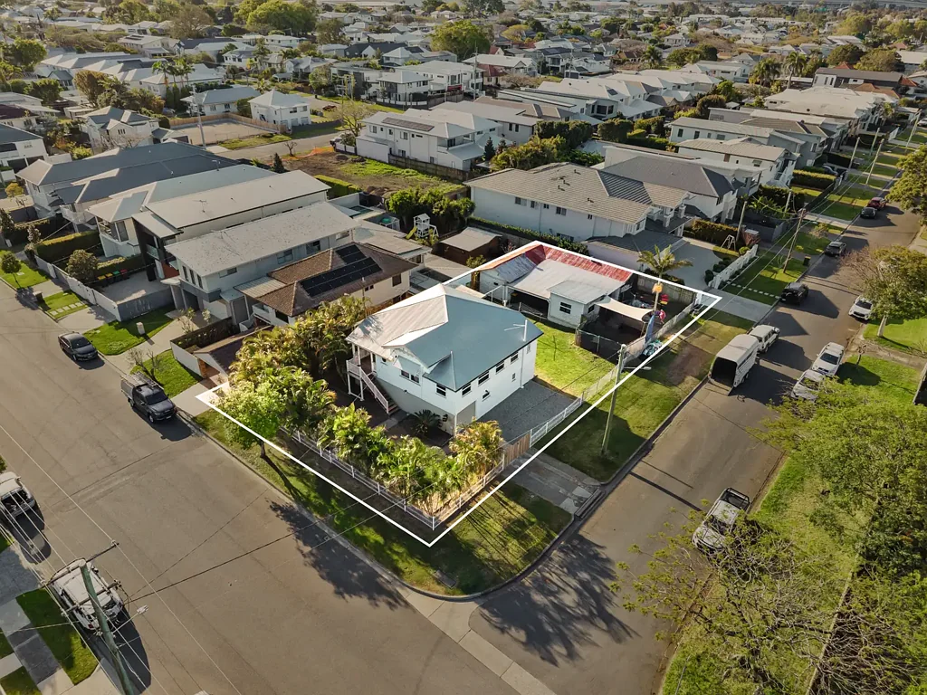74 Raceview Avenue, Hendra, QLD 4011