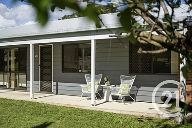 Narangba 4房 精美呈现的住宅……卓越的1,446平方米生活方式 Beautifully Presented Home... Exceptional 1,446m² Lifestyle