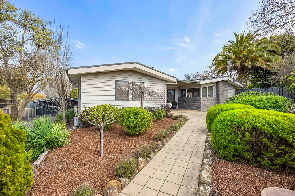 11 Pitcher Street, Ararat, VIC 3377
