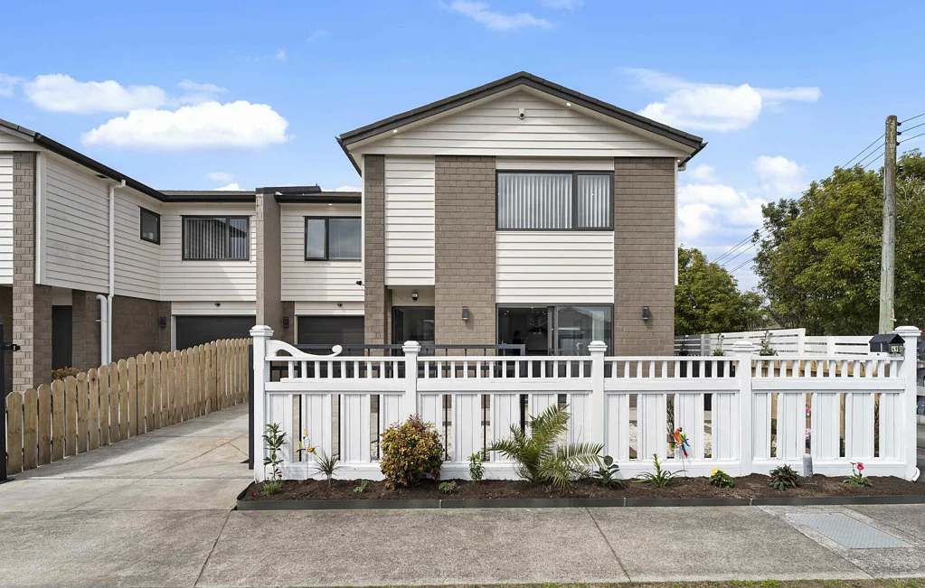 Papatoetoe 4Kwarto Beat The Bank - Act Now!