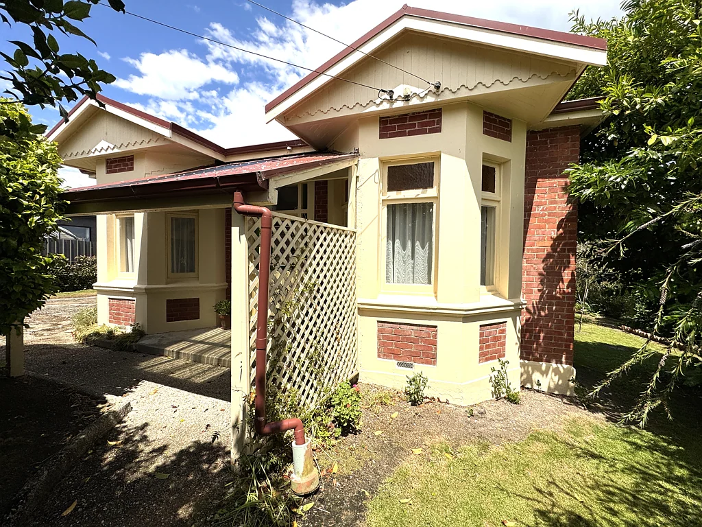 Kaitangata 3房  Character & Charm  – A Truly Special Villa