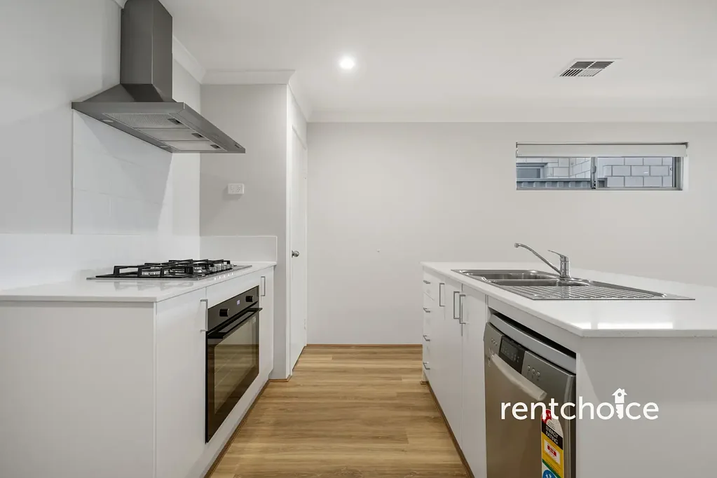 Brand New Family Haven in The Gardens Estate