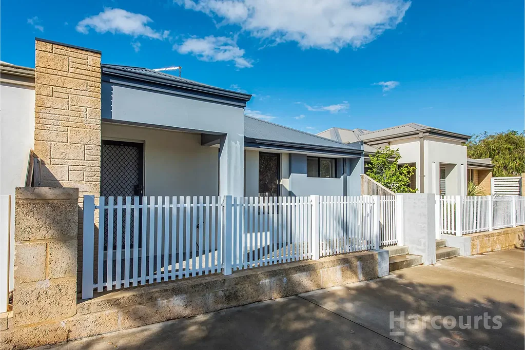 Low Maintenance Family Home!