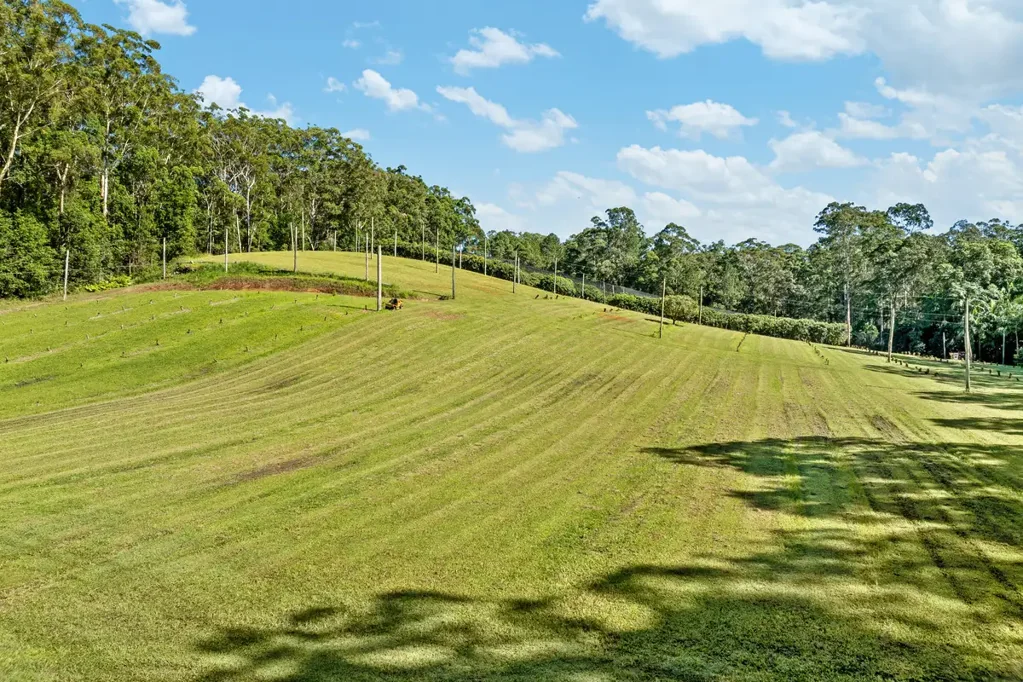Ilkley 12 Usable Private Acres