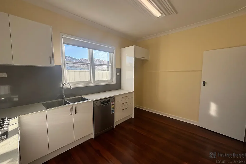 Gorgeous Renovated Street-Front Home in a Sought-After Morley Location
HOME OPEN SUNDAY 02 AUGUST AT 11.00AM SHARP!