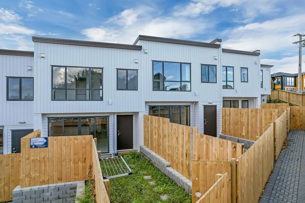 Papatoetoe 4Kwarto Welcome to a Golden Opportunity in Papatoetoe!