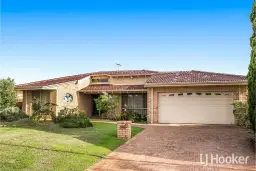 6 Bauhinia Ridge, Dianella