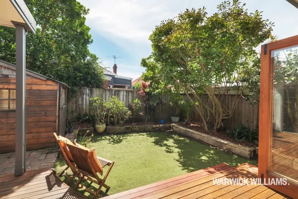 TWO BEDROOM FREESTANDING HOME WITH SUNLIT REAR COURTYARD