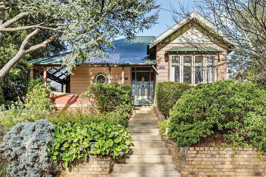 Katoomba 4બેડરૂમ BEAUTIFULLY RESTORED HERITAGE HOME WITH AWARD-WINNING STUDIO