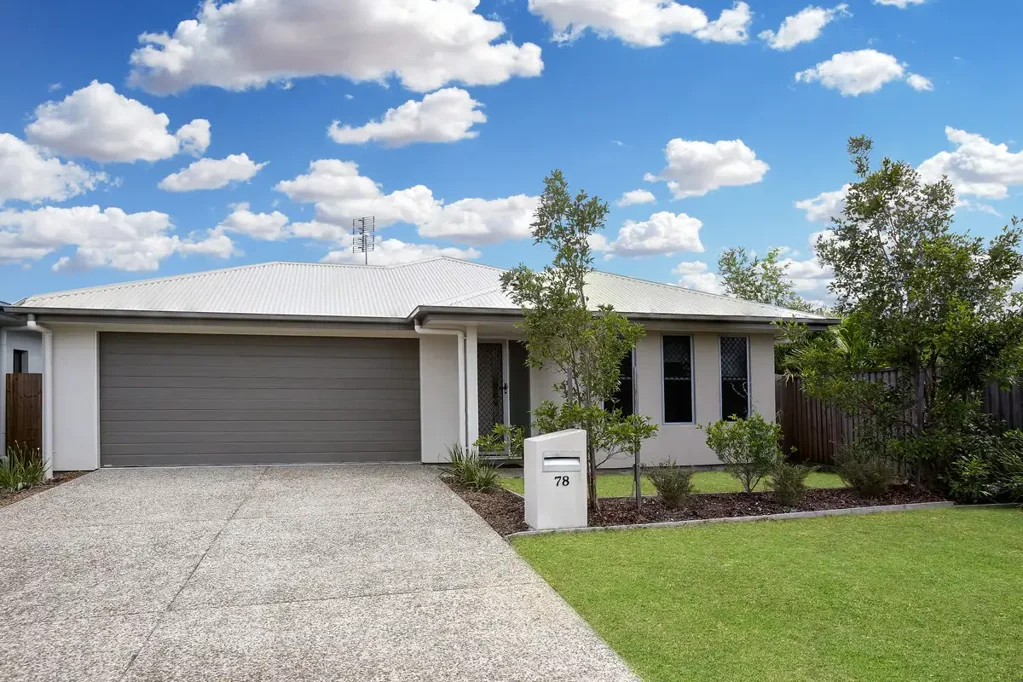 Mountain Creek 4房  Family Home In The Heart Of Brightwater