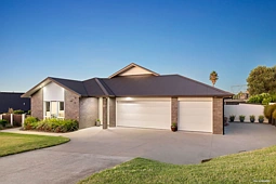 25 Catherine McLean Road, Pukekohe