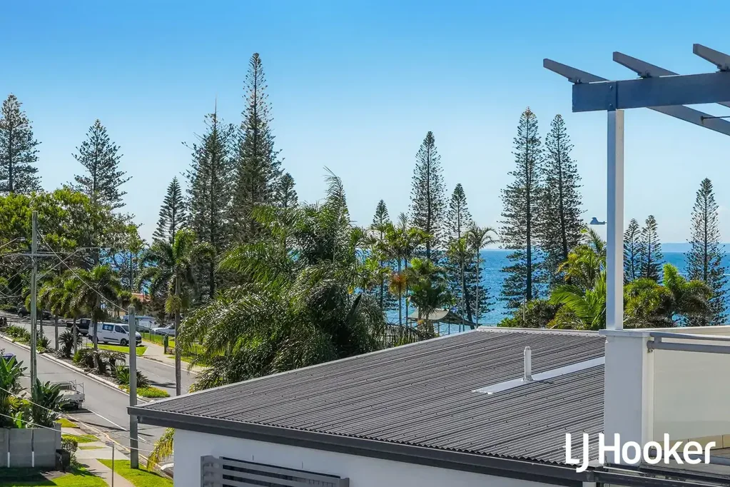 Margate 2Kwarto Coastal Apartment with Exclusive Rooftop Terrace & Stunning Water Views