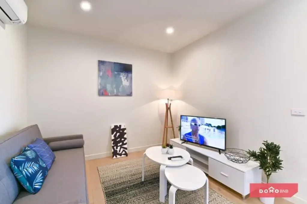 Comfort 2BR Apt in the Center of Box Hill