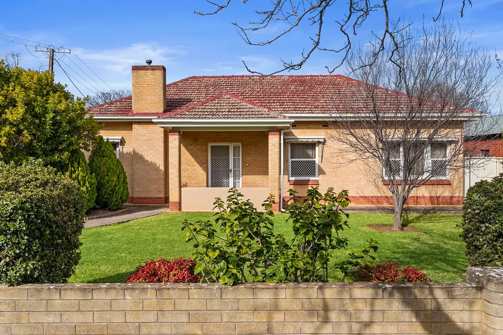 17 Holme Avenue, Lower Mitcham, SA 5062