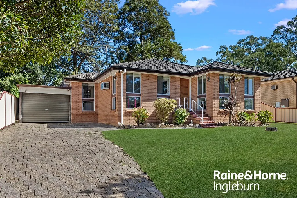 Macquarie Fields 3 Bedroom Modern Living with Future Granny Flat Opportunity in Growing Suburb