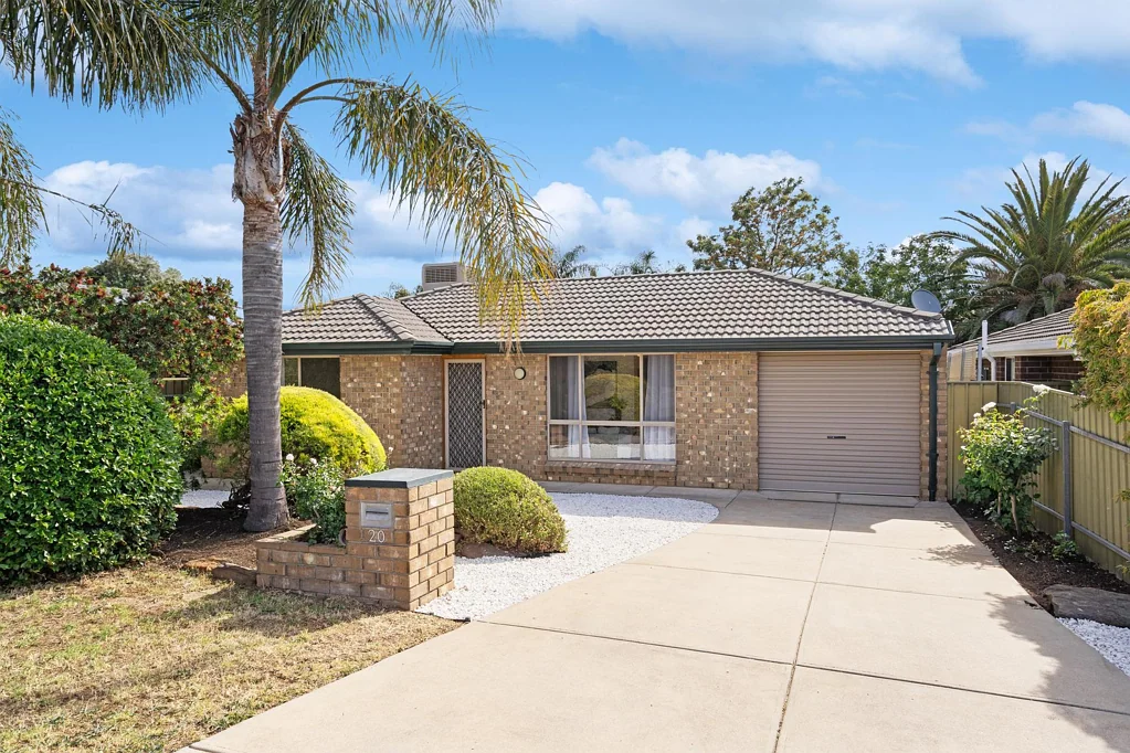 20 Champagne Crescent, Woodcroft, SA 5162