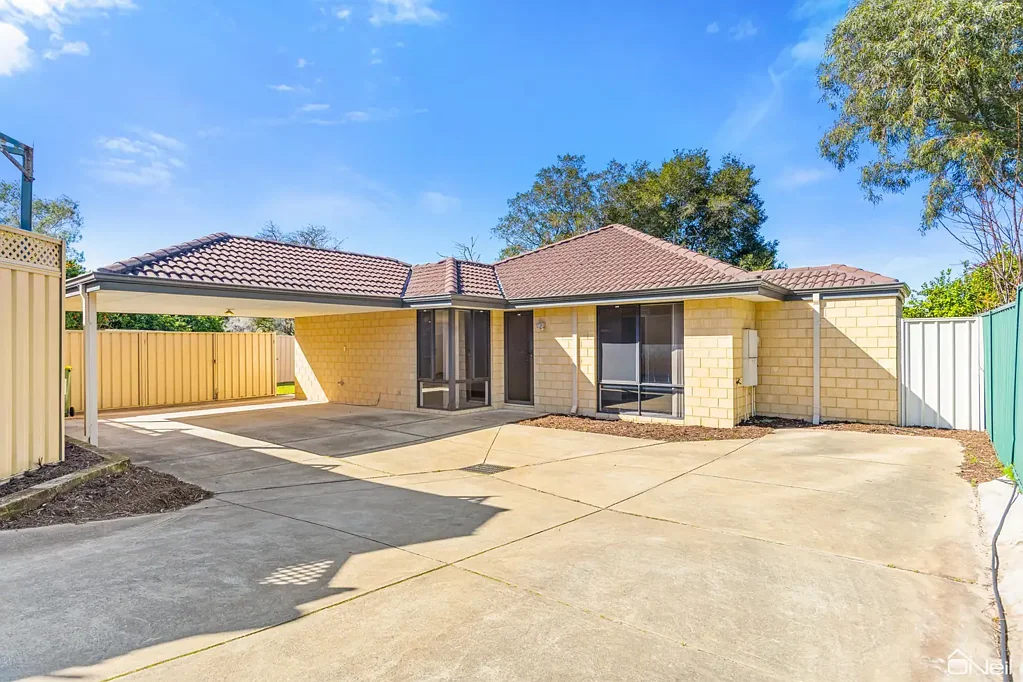 Kelmscott 3Phòng ngủ MOVE-IN READY WITH GENEROUS INDOOR & OUTDOOR LIVING