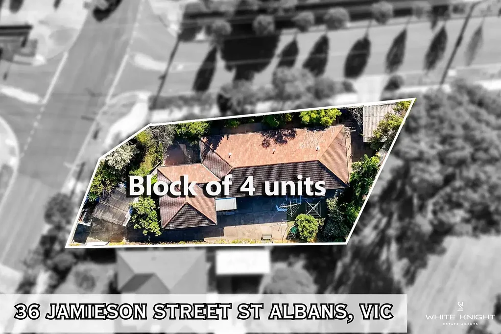 St Albans 4બેડરૂમ Rare Investment Opportunity –Corner block 4 Units on One Title in Central St Albans!