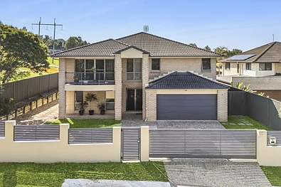 Upper Coomera 5房  Grand Family Living with Space, Style & Endless Possibilities