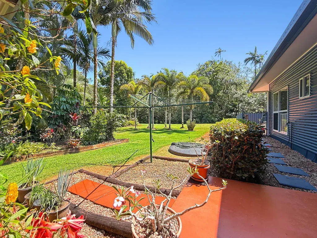 Carmoo 3房  🌿 Lifestyle Acreage with Pool & Sheds – Just Minutes to Mission Beach