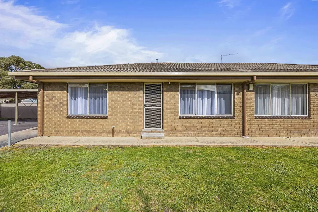Brown Hill 2房  Freshly Updated & Low-Maintenance Living in a Convenient Location