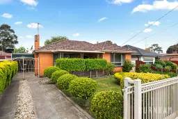 8 Heron Avenue, Sunshine North