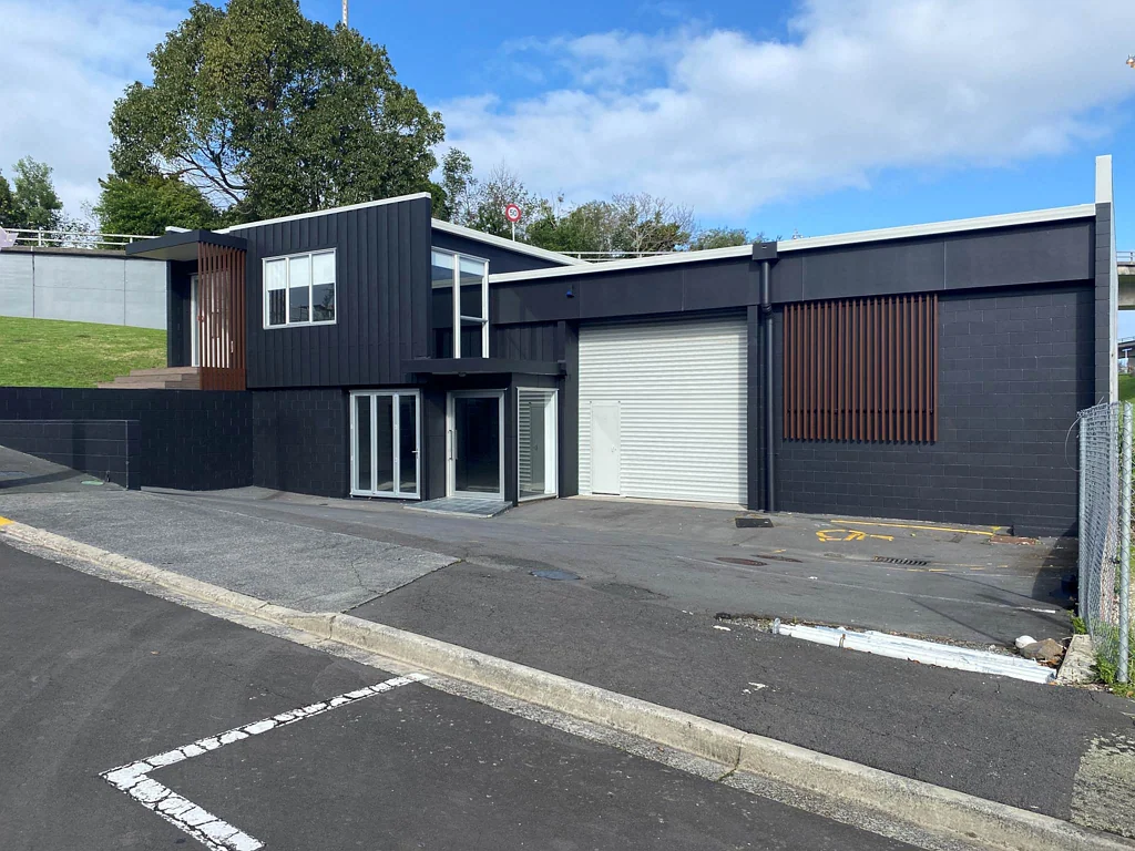 Eden Terrace FULLY REFURBISHED ON THE CITY FRINGE