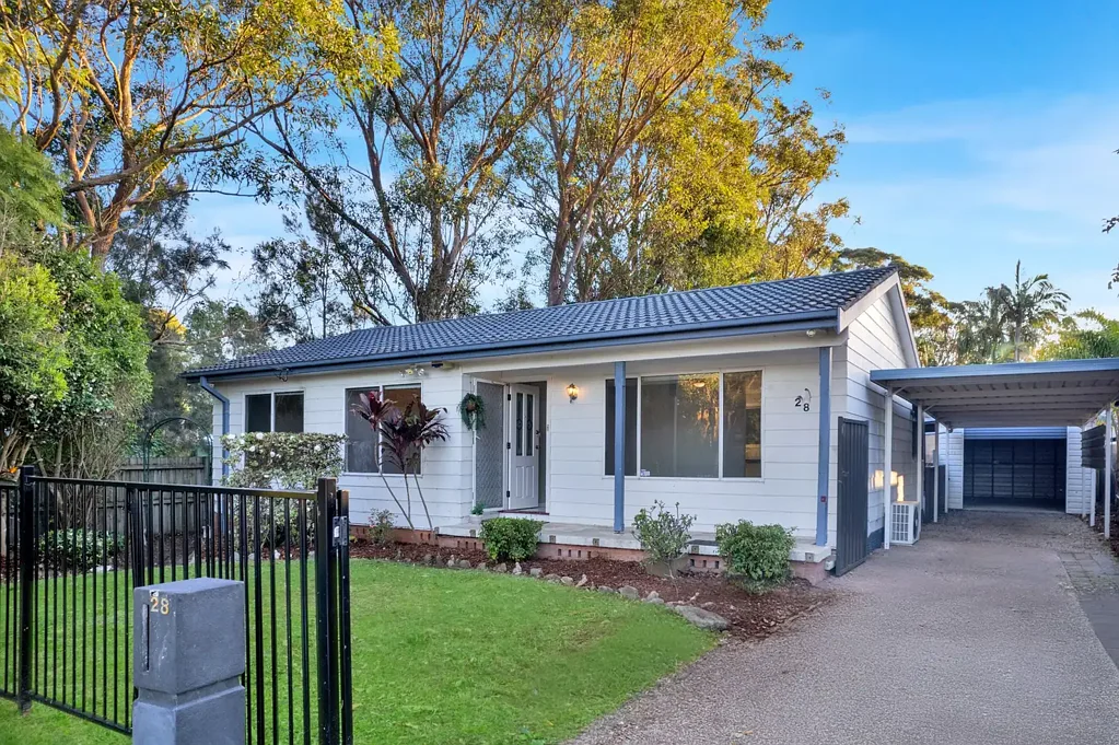28 Moloki Avenue, Chittaway Bay, NSW 2261
