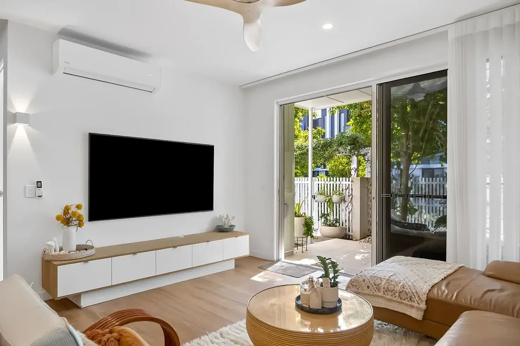 Bokarina 4બેડરૂમ Contemporary Beachside Living in Prestigious Bokarina Beach