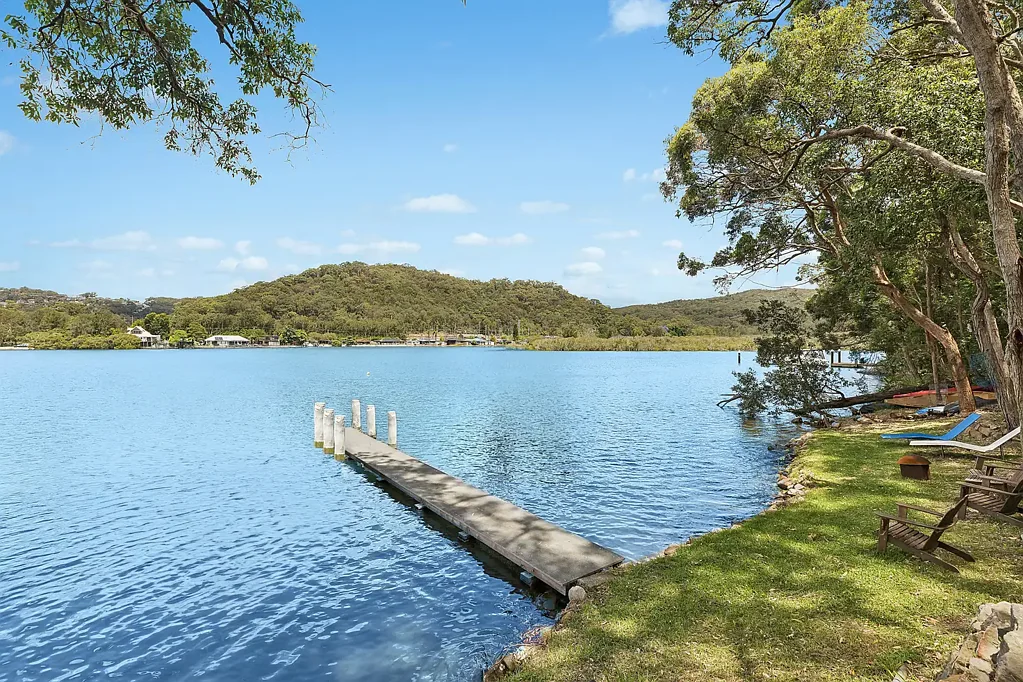 23 Horsfield Road, Horsfield Bay, NSW 2256
