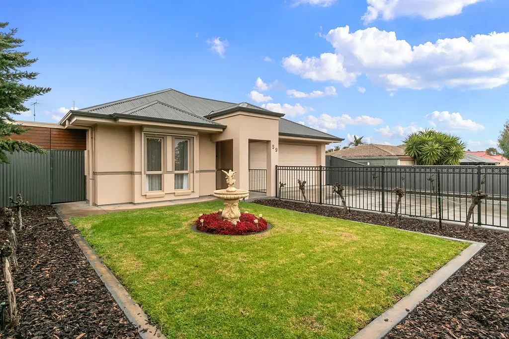 Balaklava 4Zimmer Executive-style living with exceptional entertaining space