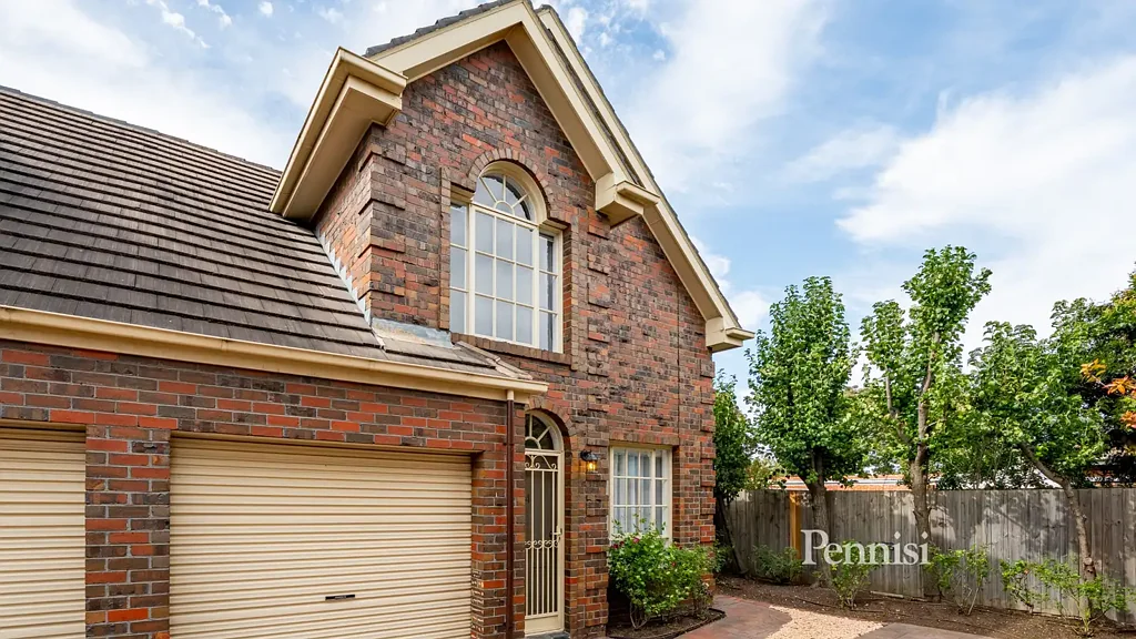 4/110 Bradshaw Street, Essendon, VIC 3040