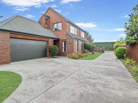 Avonhead 4房  * UNDER OFFER * Spacious Family Favourite!