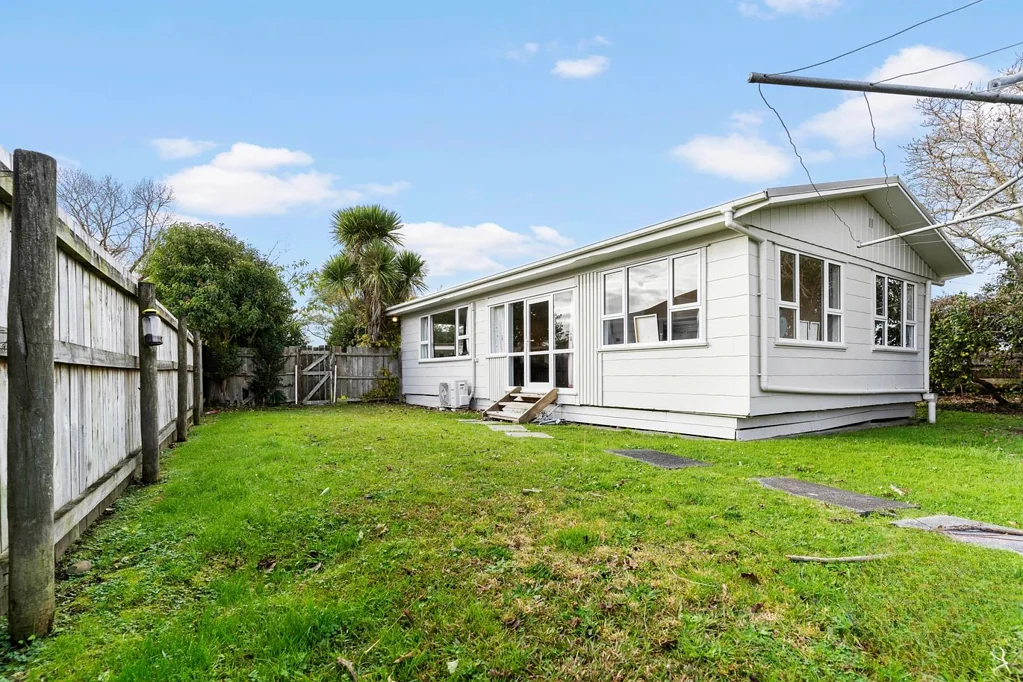 Papakura 3Moenga 3 Beddy Beauty in Takanini