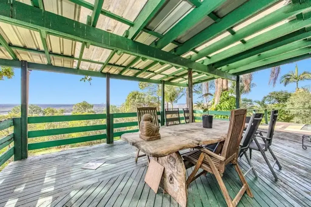 Gaven 3બેડરૂમ VIEWS VIEWS VIEWS ON  4779m2 - Renovators Delight