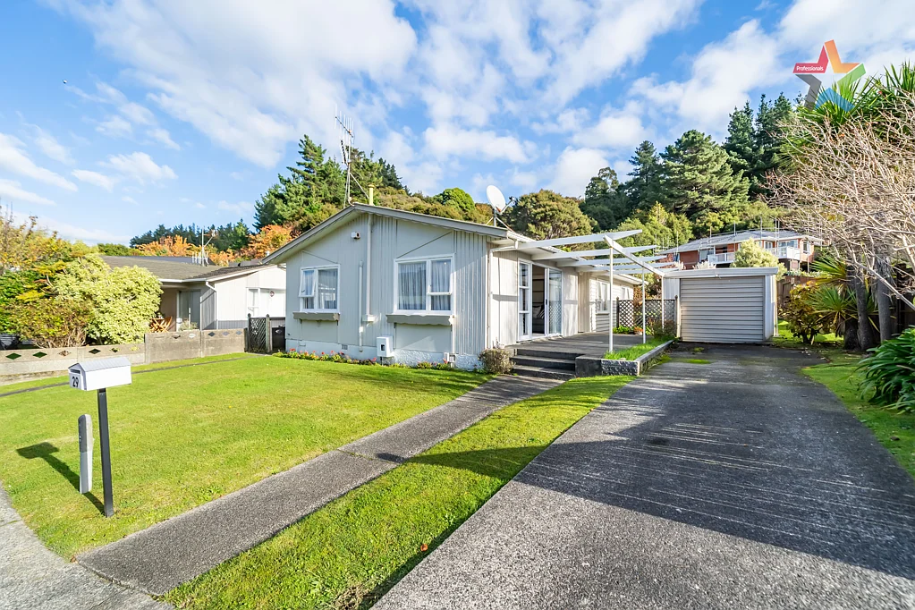 Wainuiomata 3બેડરૂમ SPACIOUS 3 BEDROOM HOME GREAT LOCATION