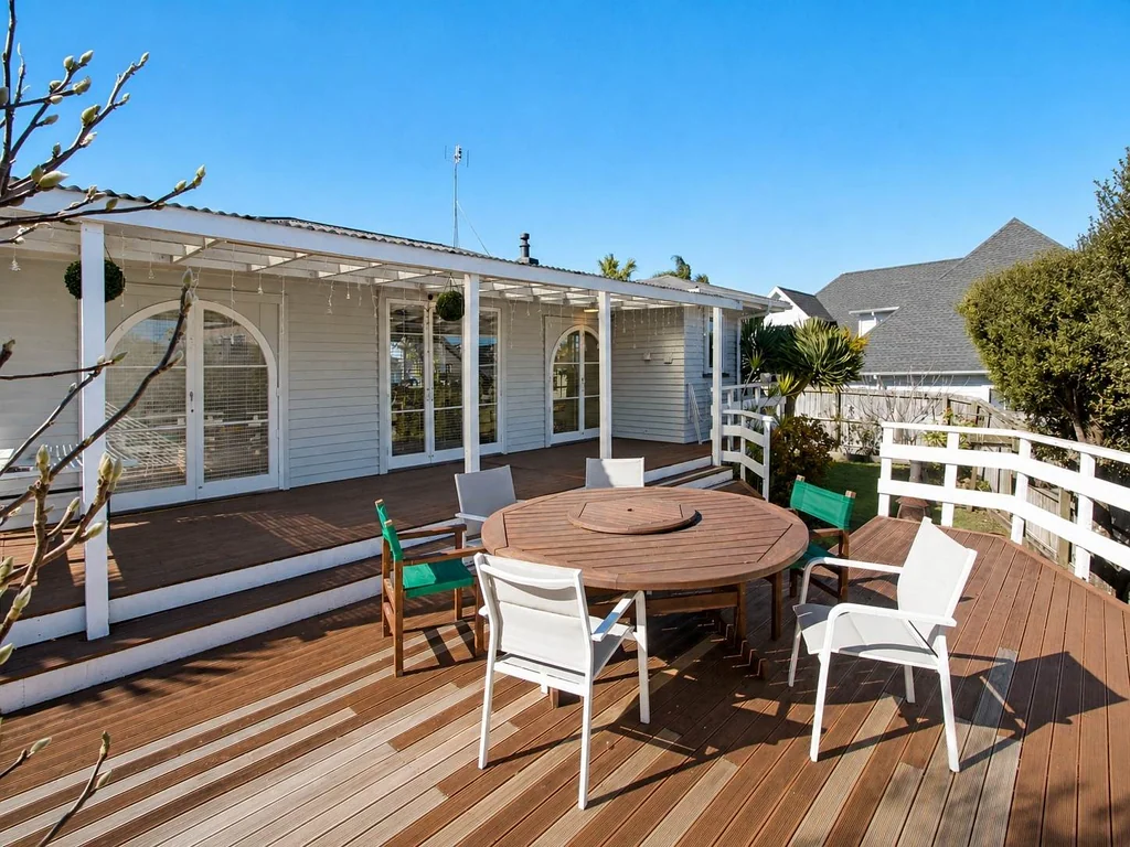 Sunny Three-Bedroom Home with Huge Deck & Plen...