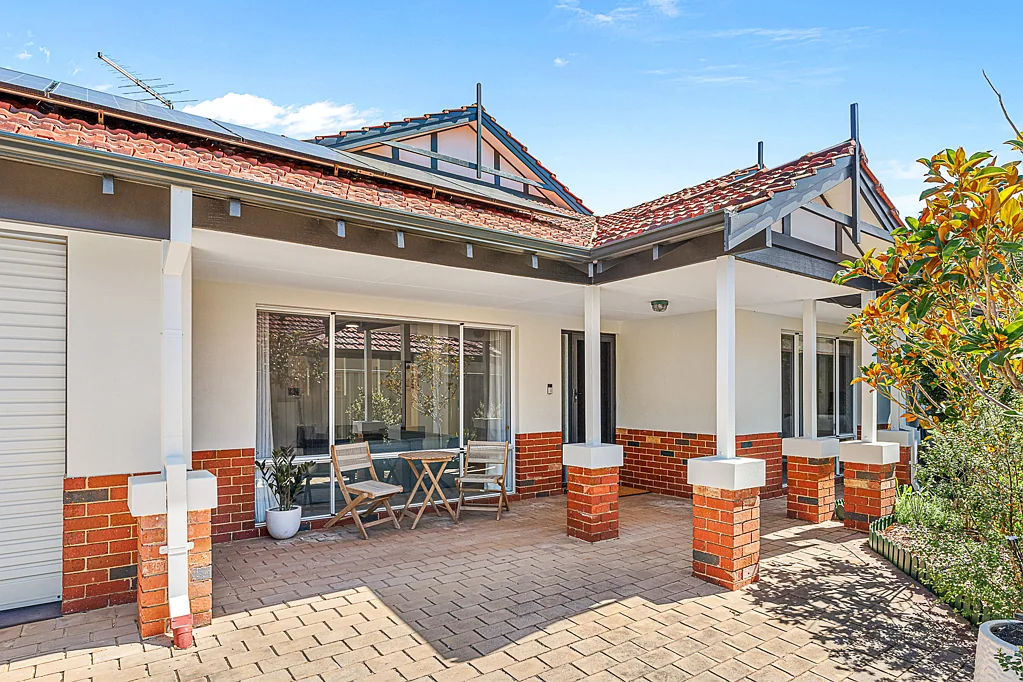 42A Kingsall Road, Attadale, WA 6156