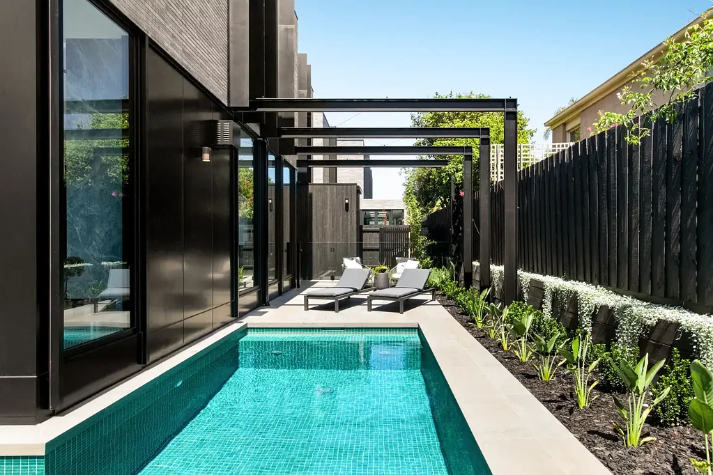 Brighton 4ห้องนอน Secure Gated Living Framed by Architectural Finesse
