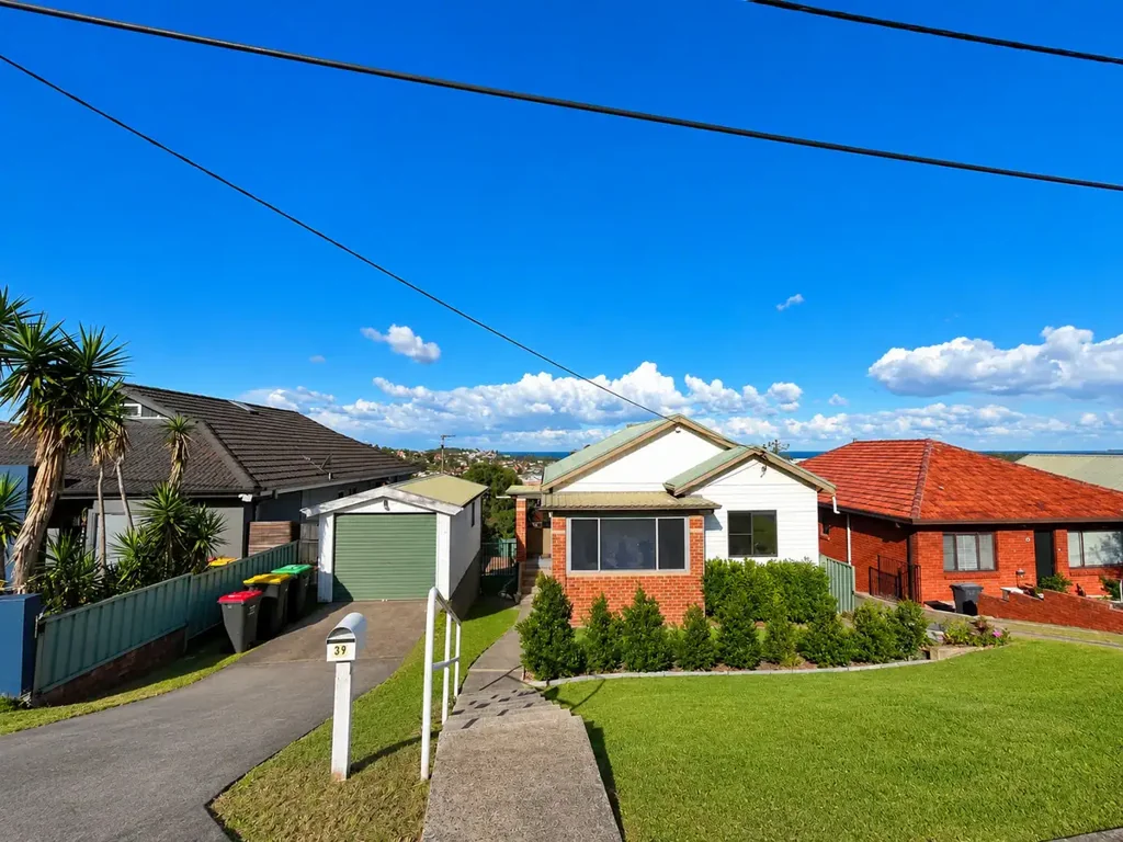 3 Bedroom Home with Views