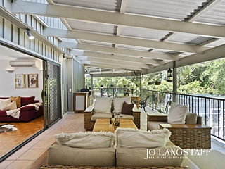 62 Cedarleigh Road, Kenmore, QLD 4069