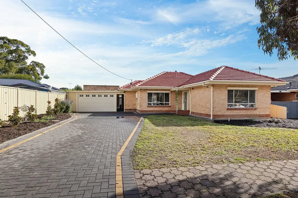 Pooraka 4部屋 Charming Family Home in a Quiet, Sought-After Location