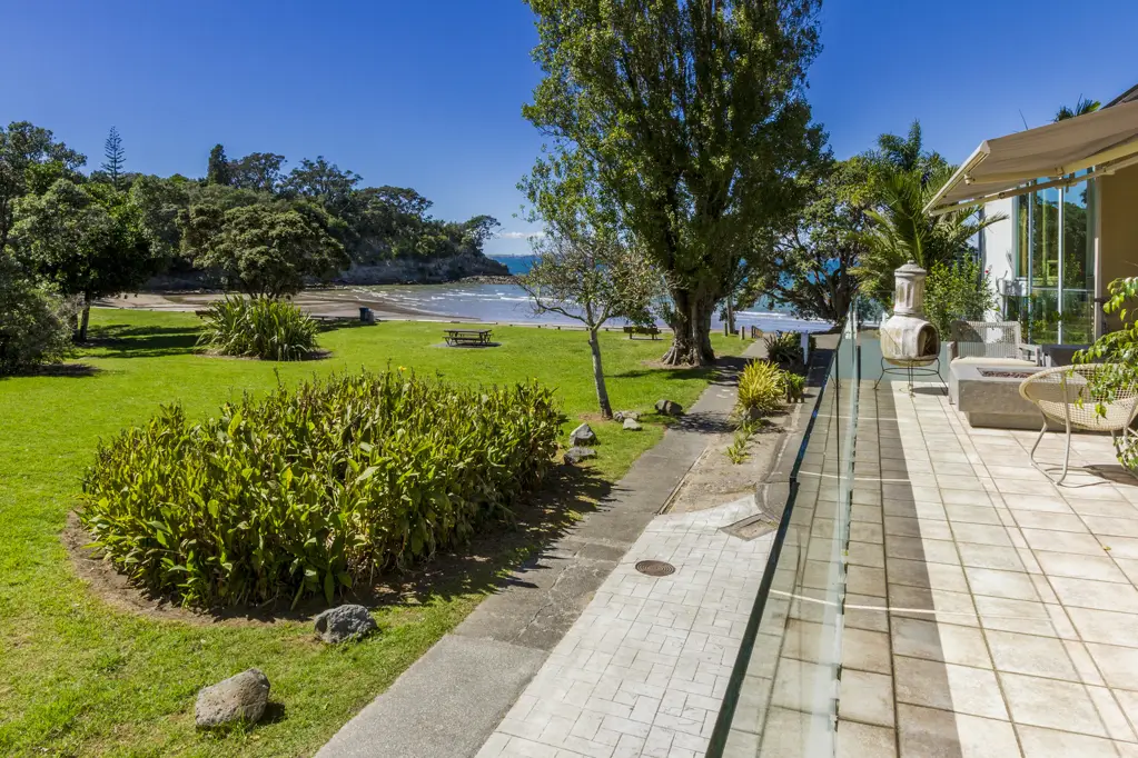 Castor Bay 3침실 Coastal Bliss: Your Dream Beachside Retreat Awaits