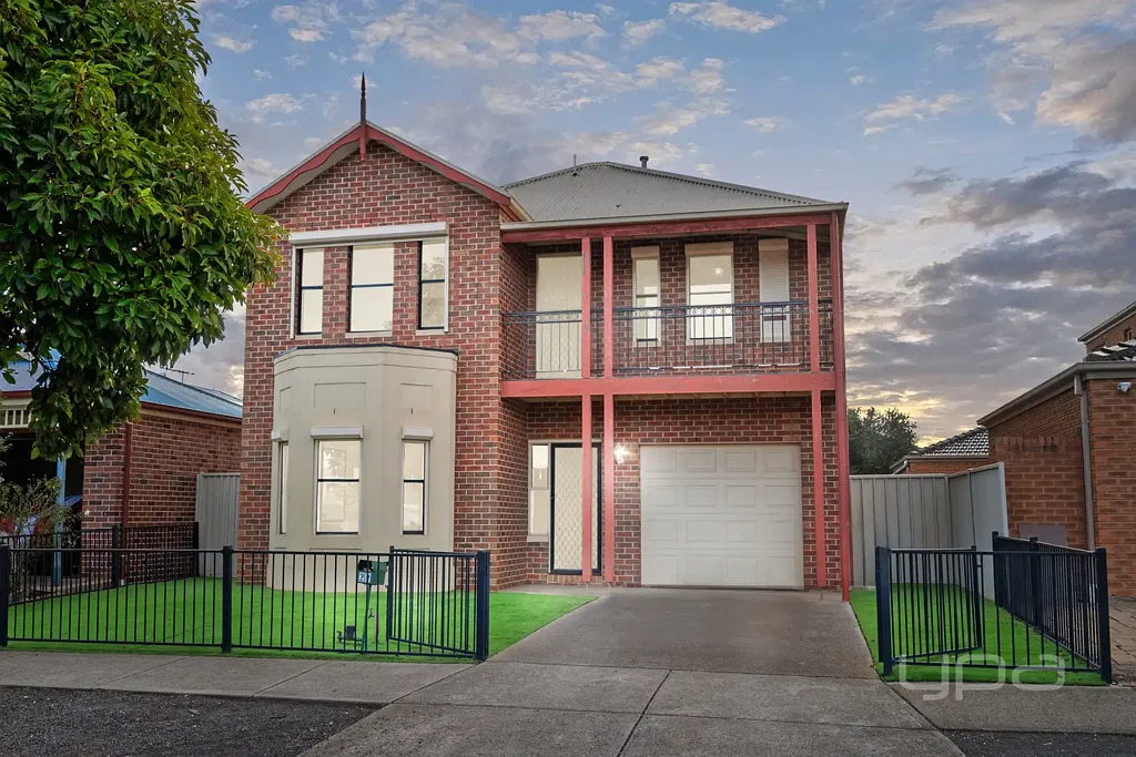 29 Herrington Turn, Caroline Springs, VIC 3023