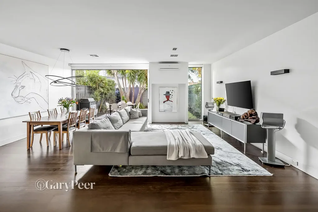 151 Glen Eira Road, St Kilda East, VIC 3183